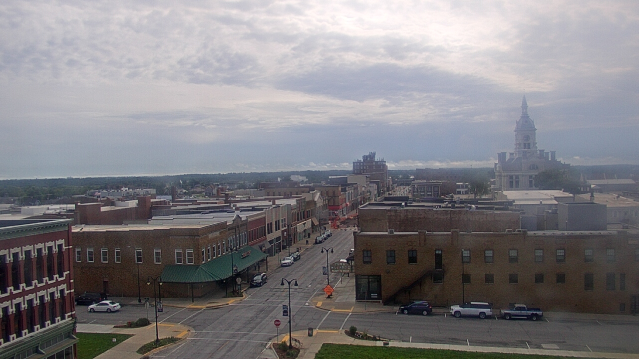 Thumbnail for current weather camera view from Westown Senior Apartments in Marshalltown, Iowa