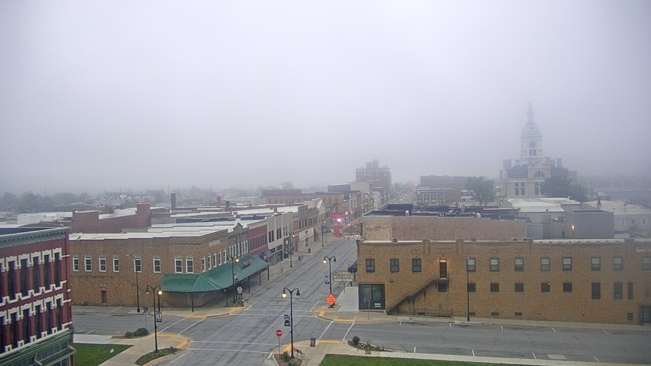 Thumbnail for current weather camera view from Westown Senior Apartments in Marshalltown, Iowa