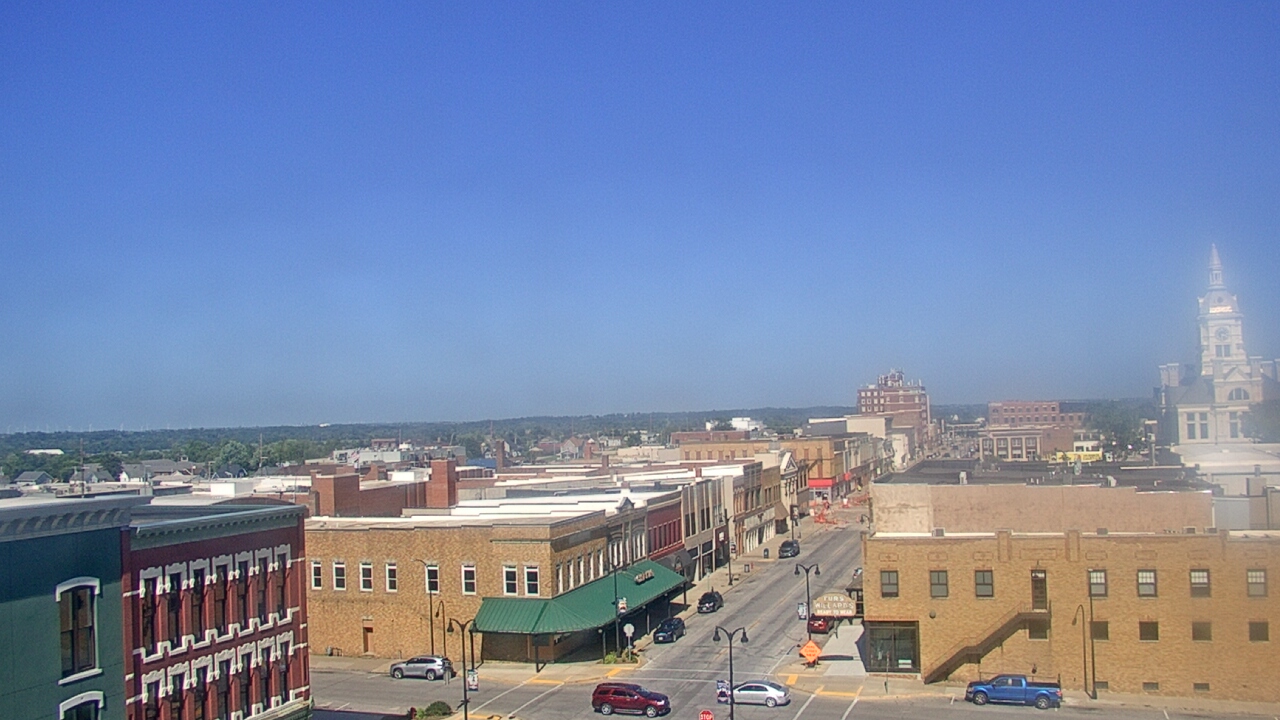 Thumbnail for current weather camera view from Westown Senior Apartments in Marshalltown, Iowa