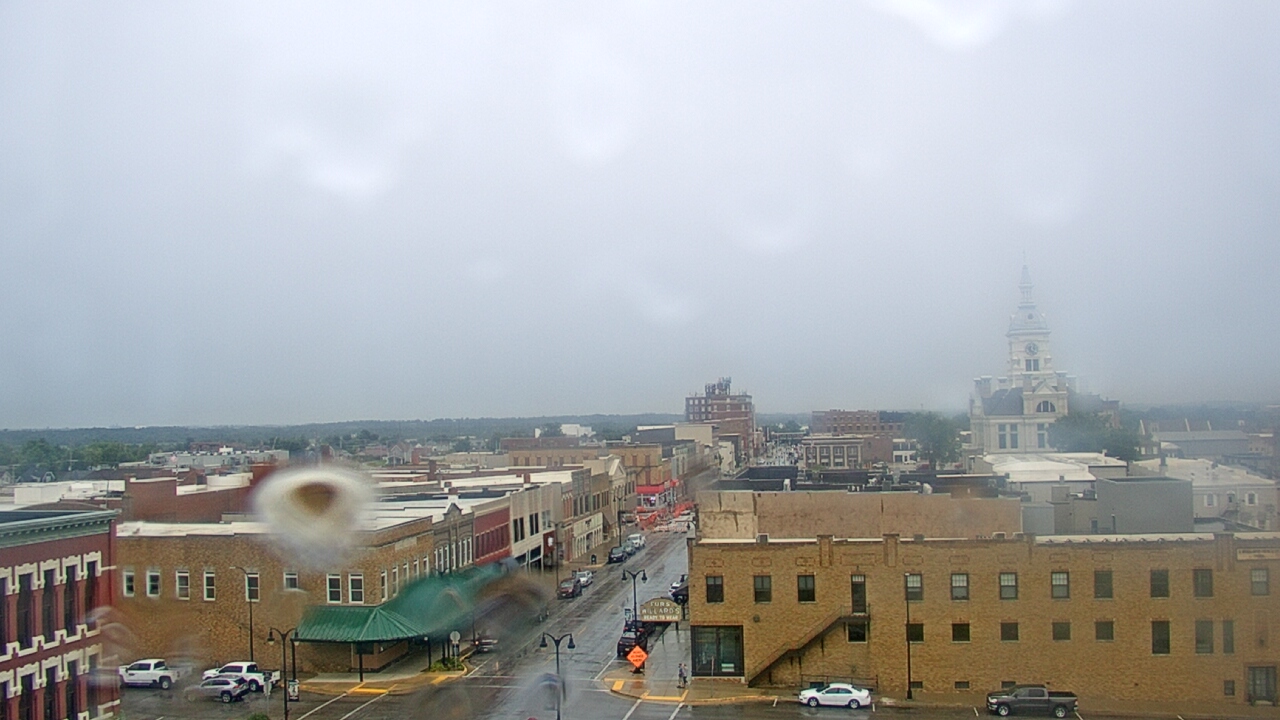 Thumbnail for current weather camera view from Westown Senior Apartments in Marshalltown, Iowa