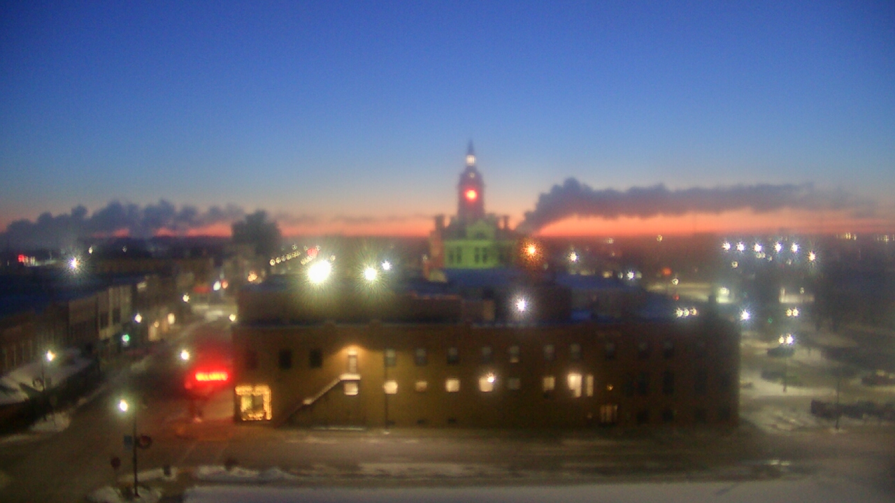 Thumbnail for current weather camera view from Westown Senior Apartments in Marshalltown, Iowa