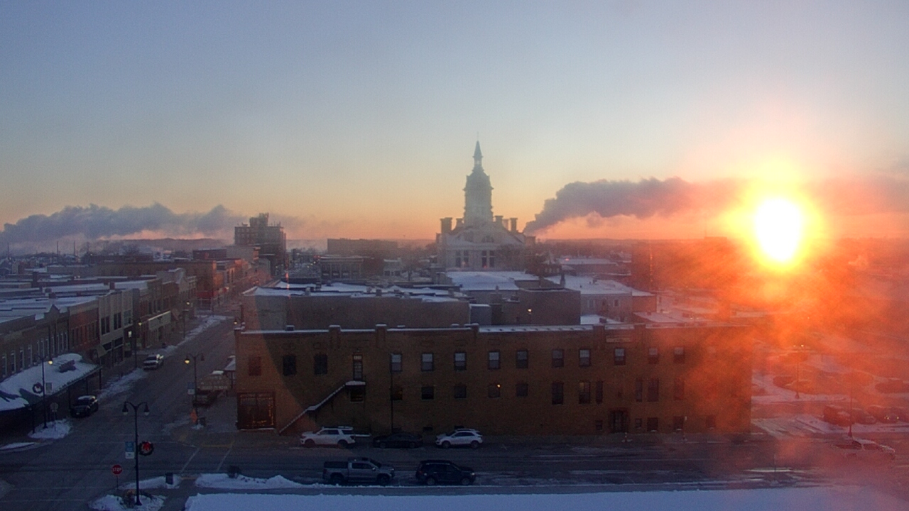 Thumbnail for current weather camera view from Westown Senior Apartments in Marshalltown, Iowa
