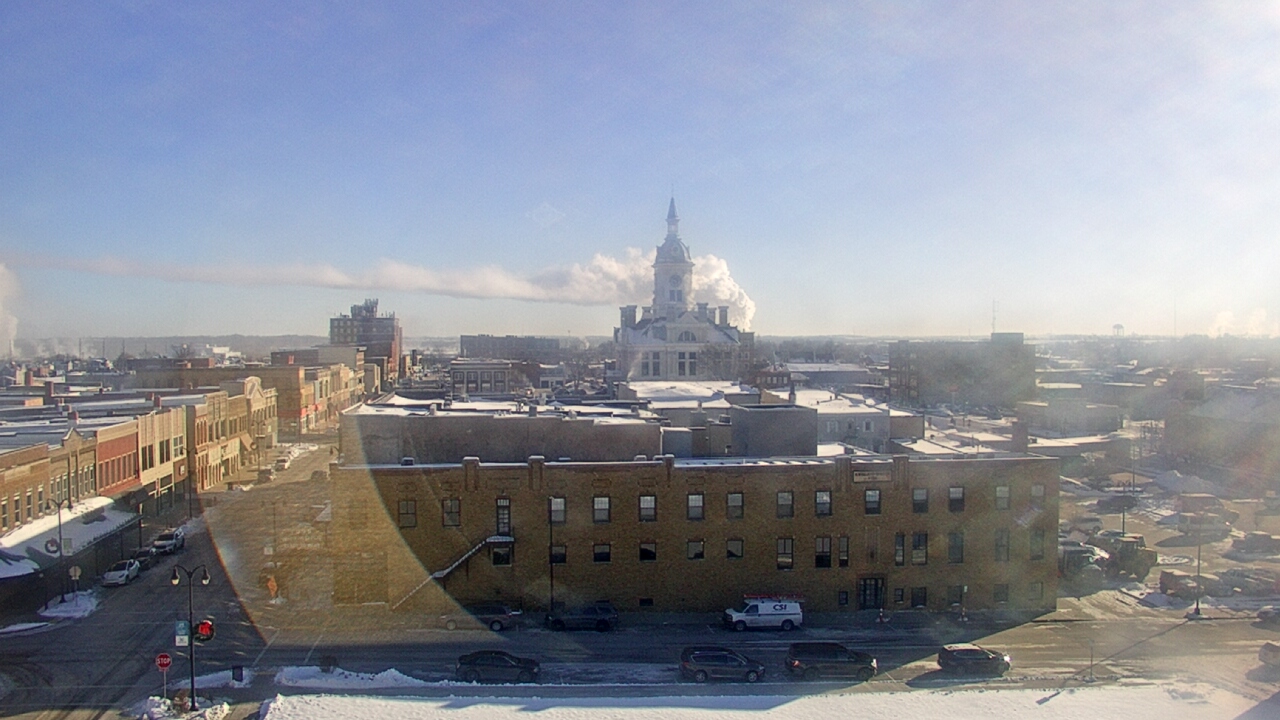Thumbnail for current weather camera view from Westown Senior Apartments in Marshalltown, Iowa