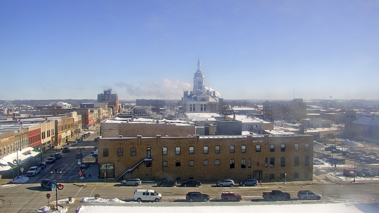 Thumbnail for current weather camera view from Westown Senior Apartments in Marshalltown, Iowa
