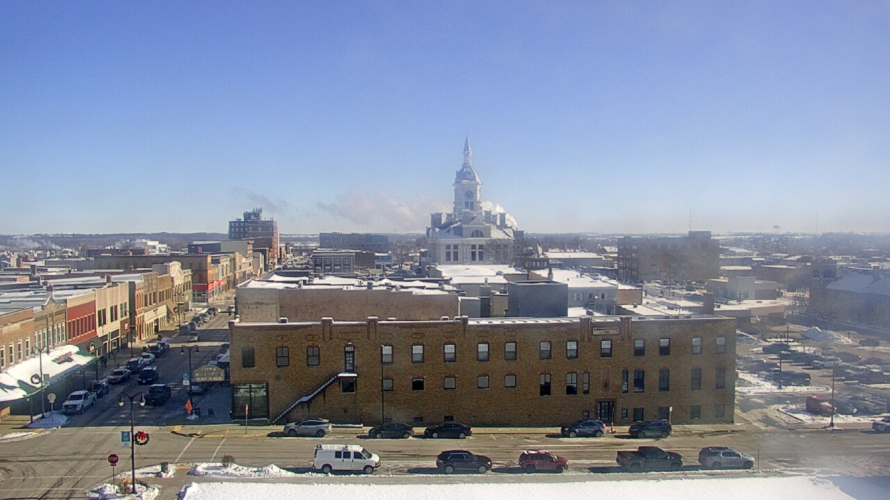 Thumbnail for current weather camera view from Westown Senior Apartments in Marshalltown, Iowa