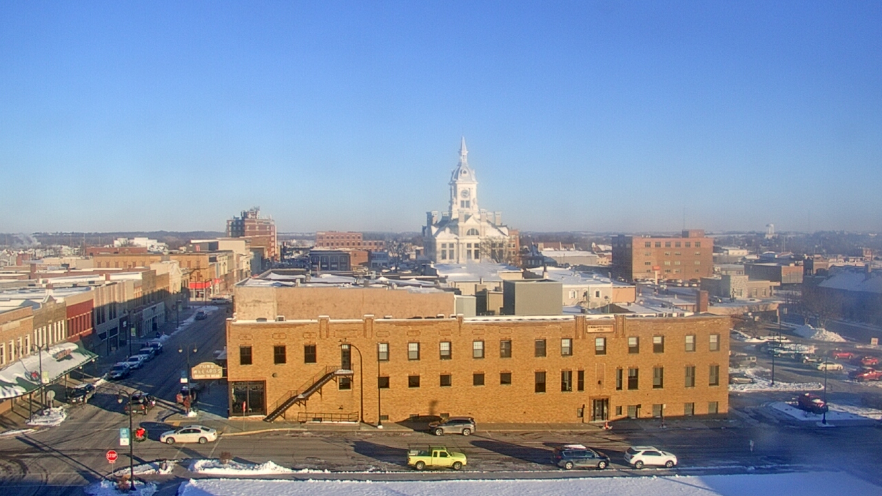 Thumbnail for current weather camera view from Westown Senior Apartments in Marshalltown, Iowa