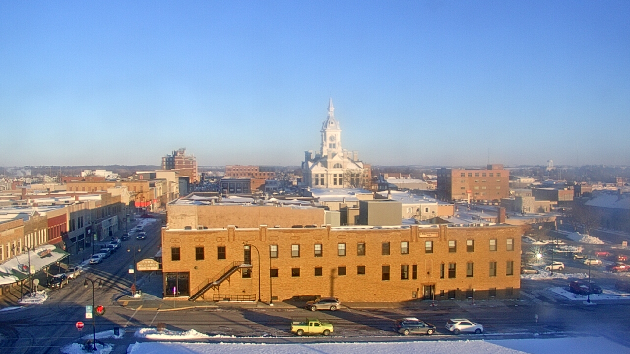 Thumbnail for current weather camera view from Westown Senior Apartments in Marshalltown, Iowa