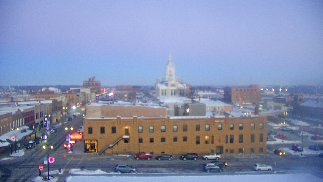 Thumbnail for current weather camera view from Westown Senior Apartments in Marshalltown, Iowa