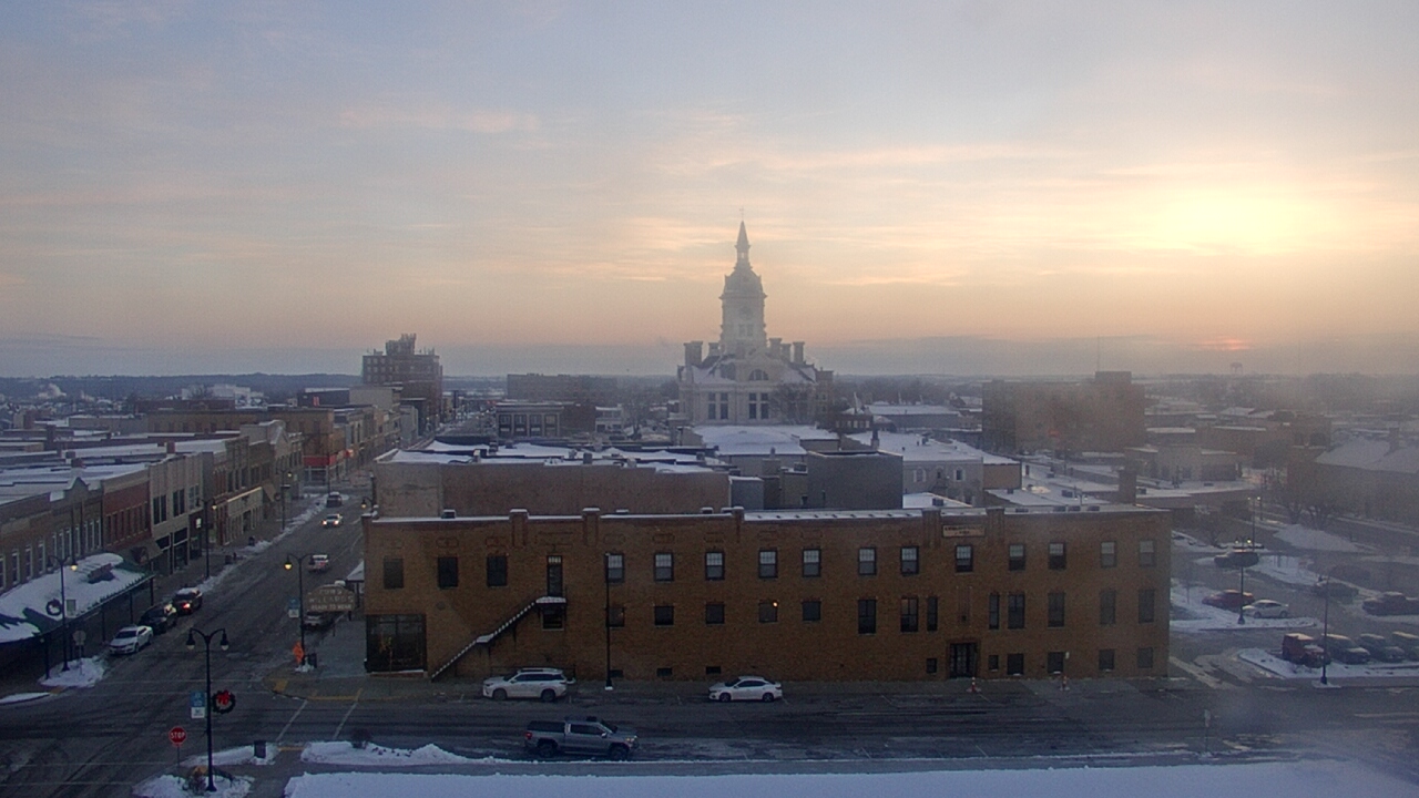 Thumbnail for current weather camera view from Westown Senior Apartments in Marshalltown, Iowa