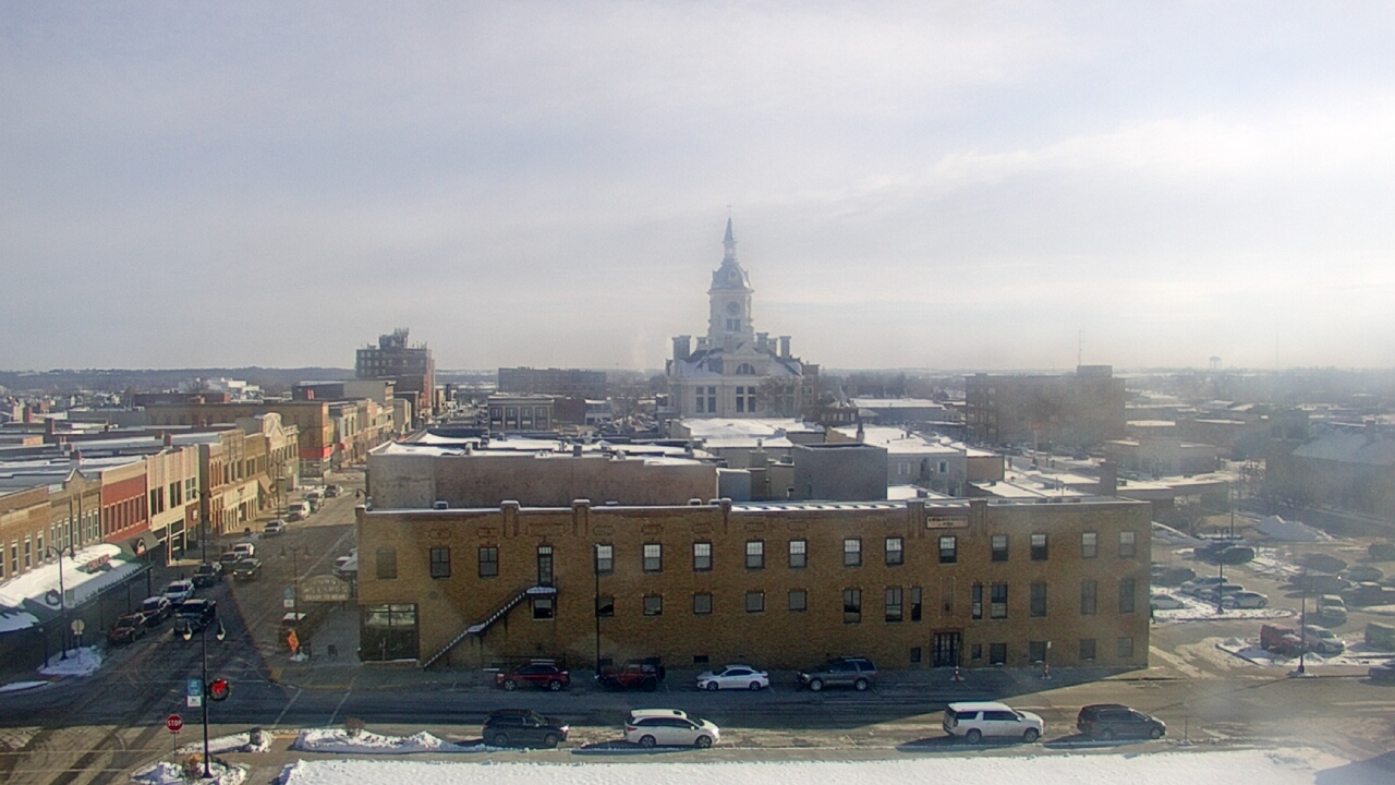 Thumbnail for current weather camera view from Westown Senior Apartments in Marshalltown, Iowa