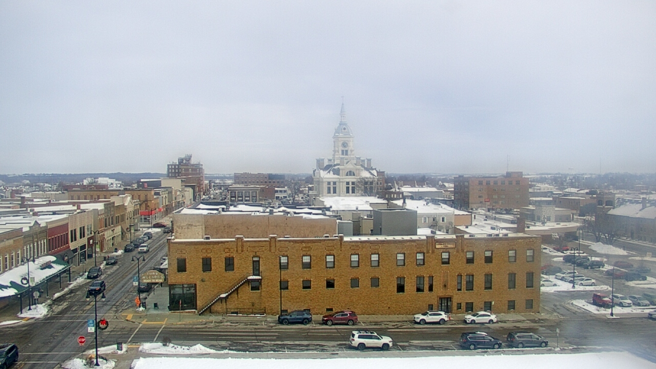 Thumbnail for current weather camera view from Westown Senior Apartments in Marshalltown, Iowa