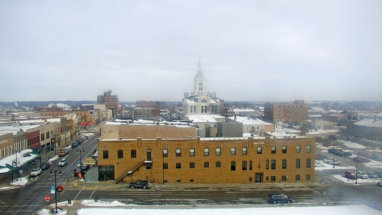 Thumbnail for current weather camera view from Westown Senior Apartments in Marshalltown, Iowa