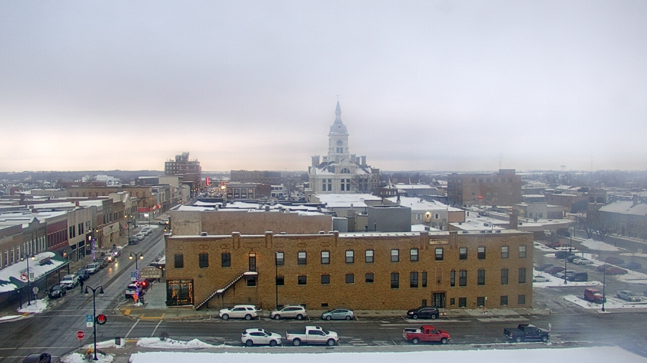 Thumbnail for current weather camera view from Westown Senior Apartments in Marshalltown, Iowa