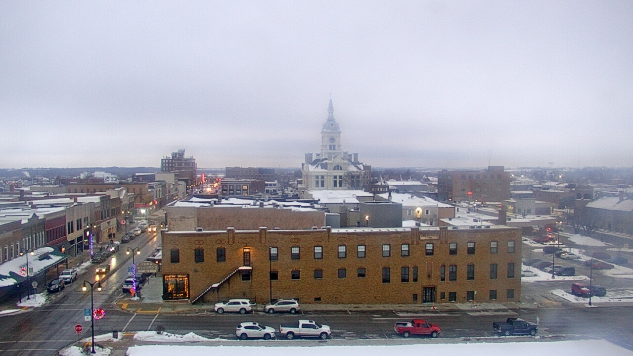 Thumbnail for current weather camera view from Westown Senior Apartments in Marshalltown, Iowa