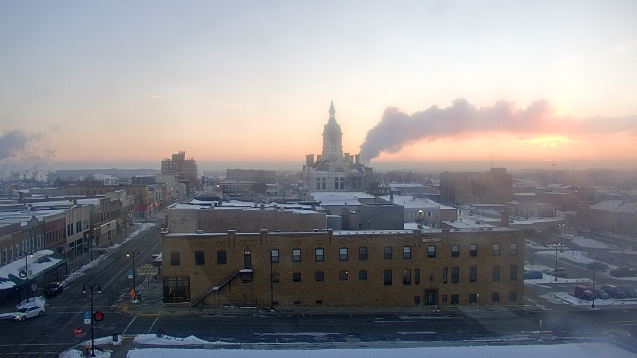 Thumbnail for current weather camera view from Westown Senior Apartments in Marshalltown, Iowa