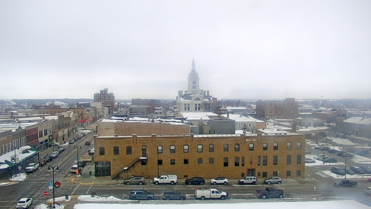 Thumbnail for current weather camera view from Westown Senior Apartments in Marshalltown, Iowa