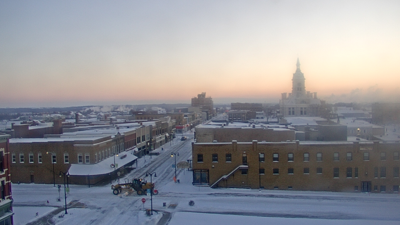 Thumbnail for current weather camera view from Westown Senior Apartments in Marshalltown, Iowa