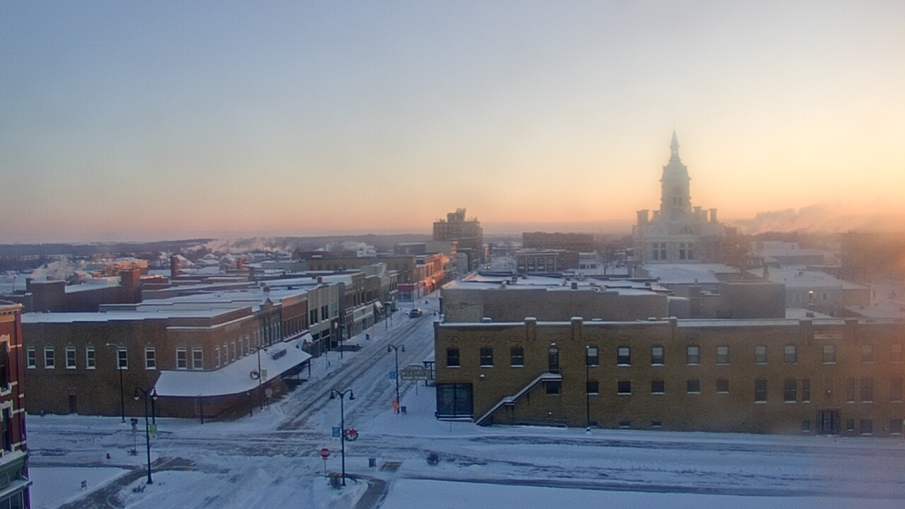 Thumbnail for current weather camera view from Westown Senior Apartments in Marshalltown, Iowa