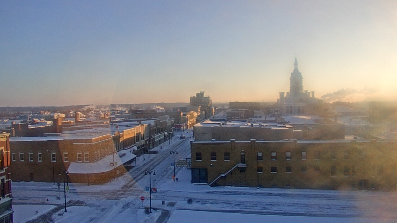 Thumbnail for current weather camera view from Westown Senior Apartments in Marshalltown, Iowa