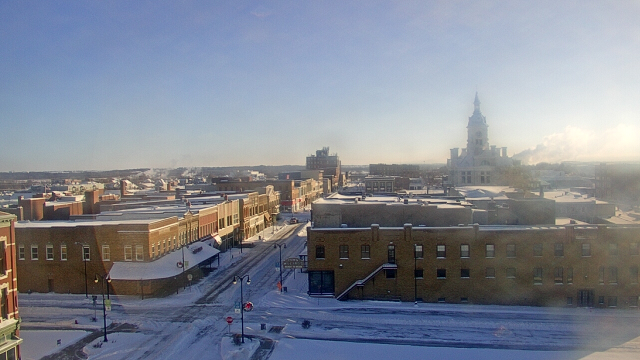 Thumbnail for current weather camera view from Westown Senior Apartments in Marshalltown, Iowa