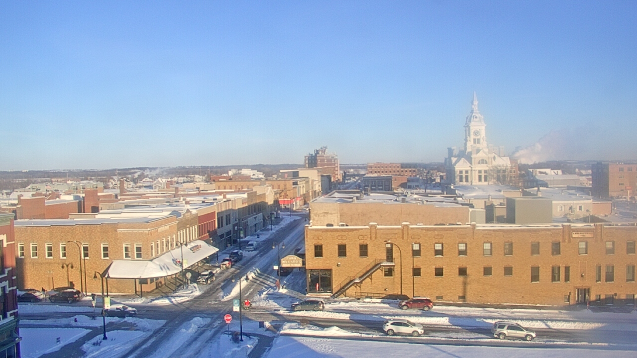 Thumbnail for current weather camera view from Westown Senior Apartments in Marshalltown, Iowa