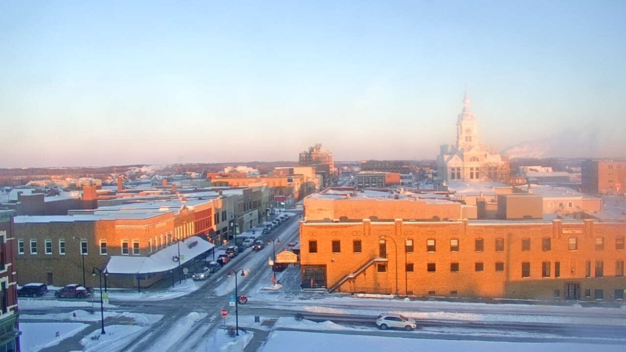 Thumbnail for current weather camera view from Westown Senior Apartments in Marshalltown, Iowa