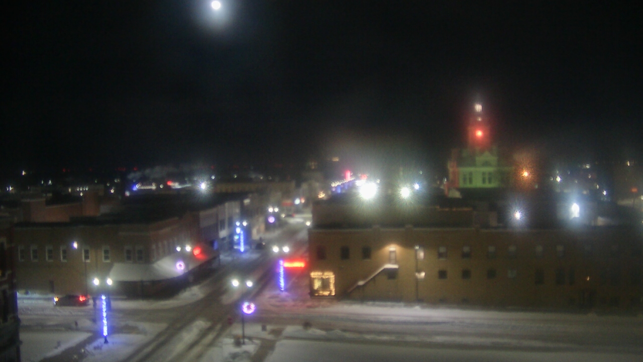 Thumbnail for current weather camera view from Westown Senior Apartments in Marshalltown, Iowa