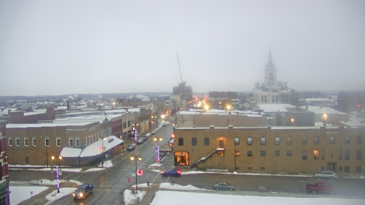 Thumbnail for current weather camera view from Westown Senior Apartments in Marshalltown, Iowa