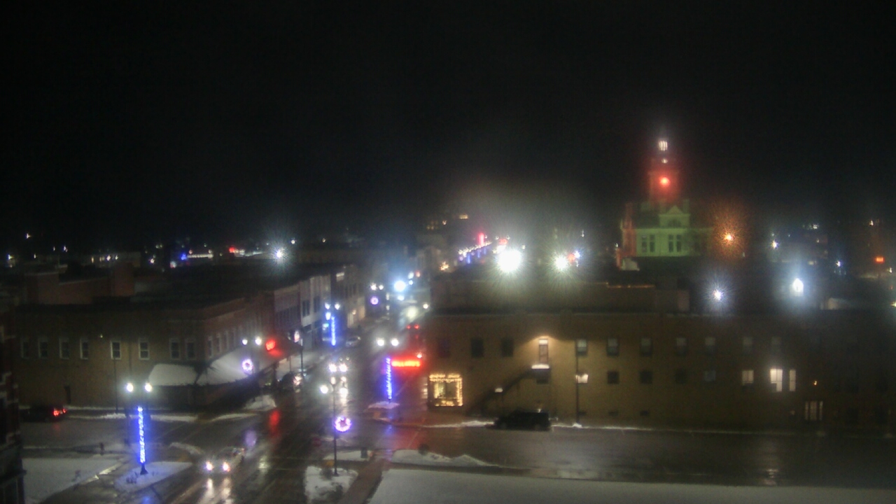 Thumbnail for current weather camera view from Westown Senior Apartments in Marshalltown, Iowa