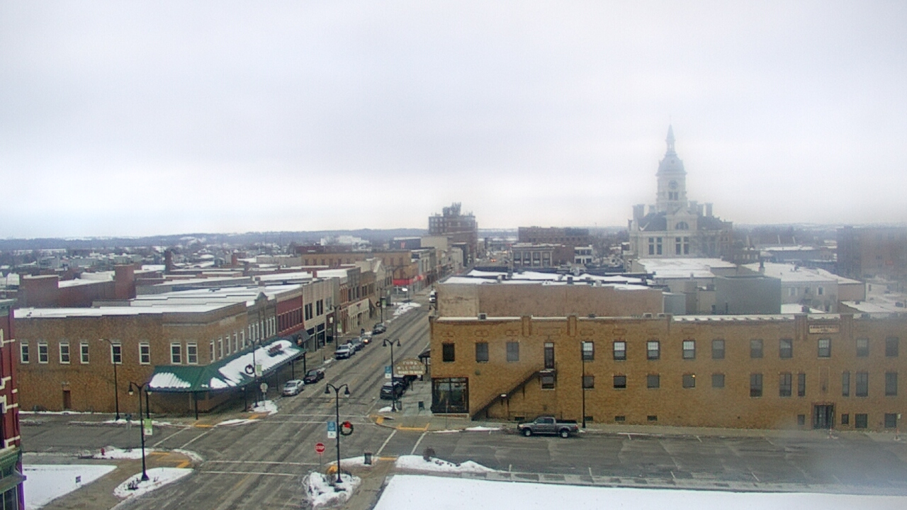 Thumbnail for current weather camera view from Westown Senior Apartments in Marshalltown, Iowa