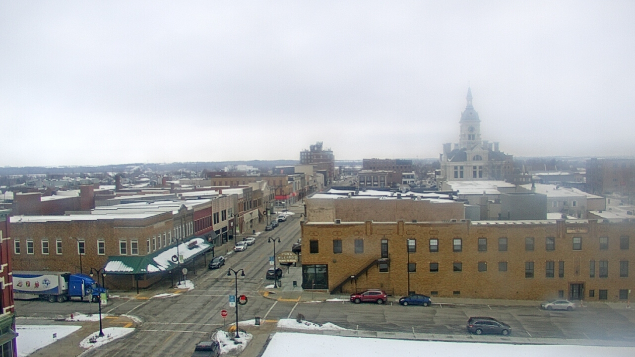 Thumbnail for current weather camera view from Westown Senior Apartments in Marshalltown, Iowa