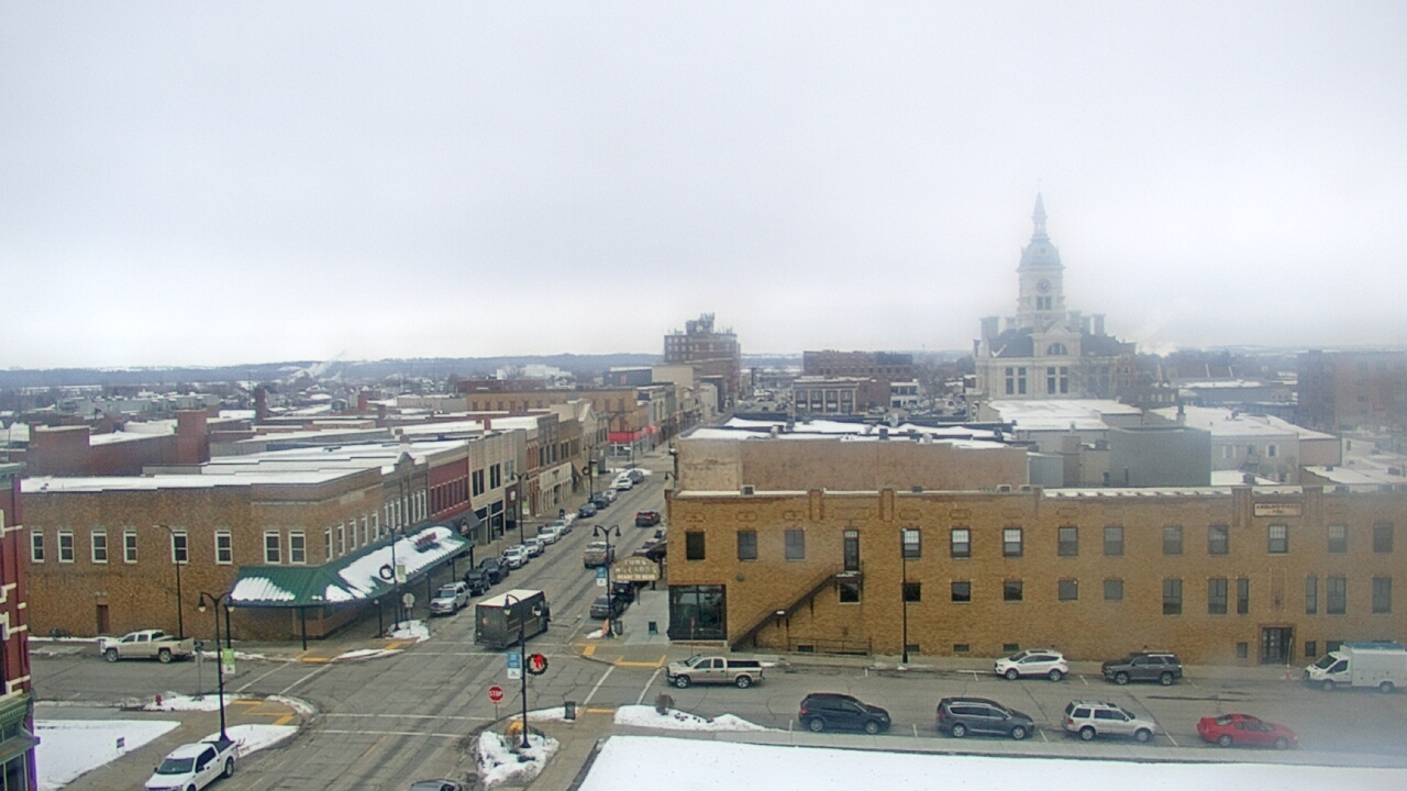 Thumbnail for current weather camera view from Westown Senior Apartments in Marshalltown, Iowa