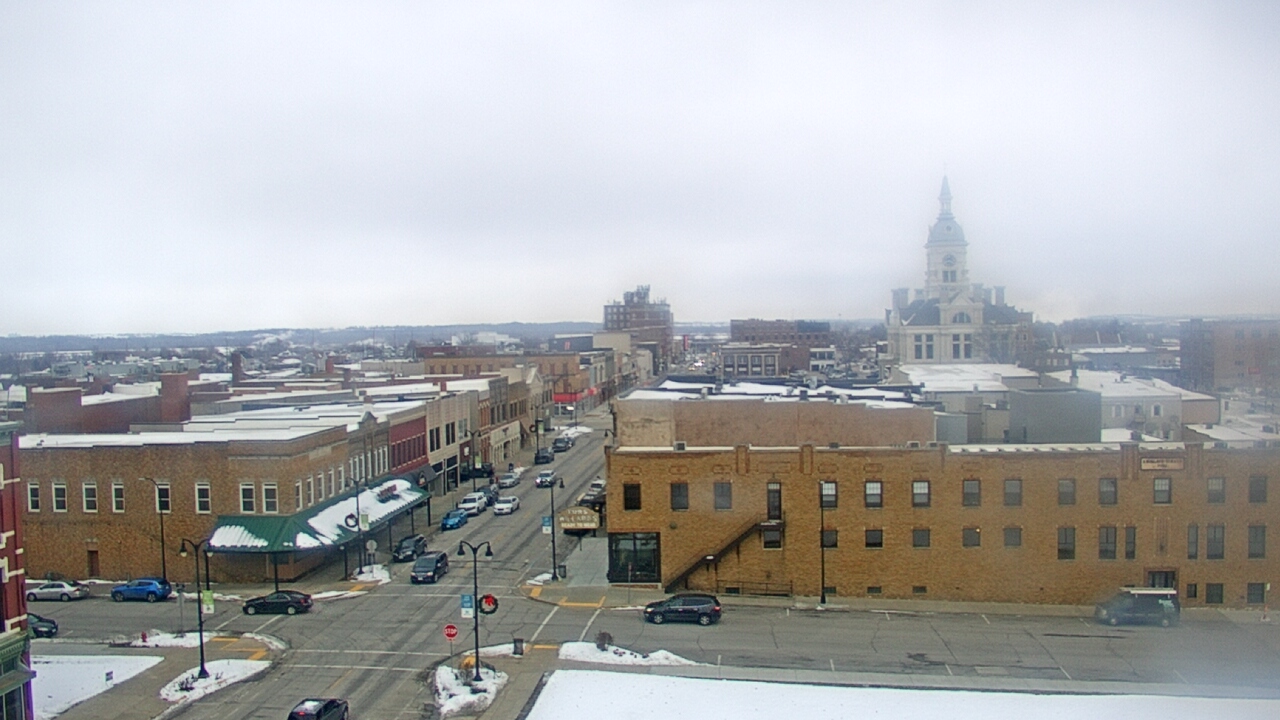Thumbnail for current weather camera view from Westown Senior Apartments in Marshalltown, Iowa