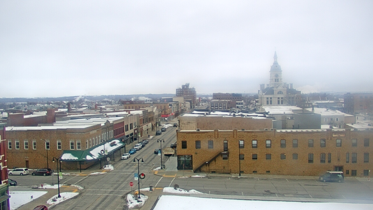 Thumbnail for current weather camera view from Westown Senior Apartments in Marshalltown, Iowa