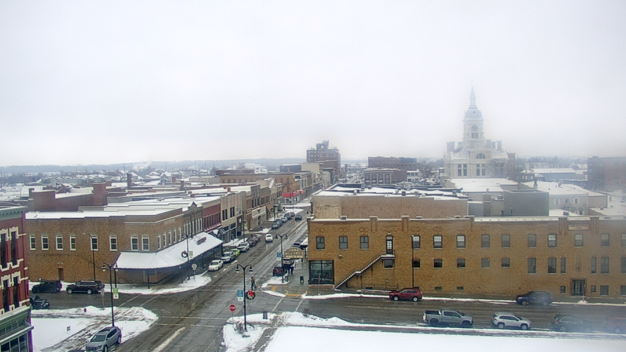 Thumbnail for current weather camera view from Westown Senior Apartments in Marshalltown, Iowa