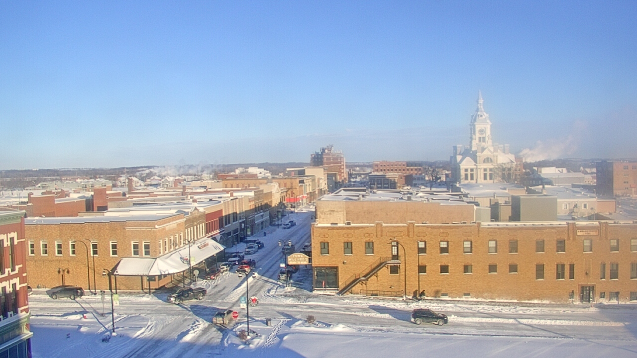 Thumbnail for current weather camera view from Westown Senior Apartments in Marshalltown, Iowa