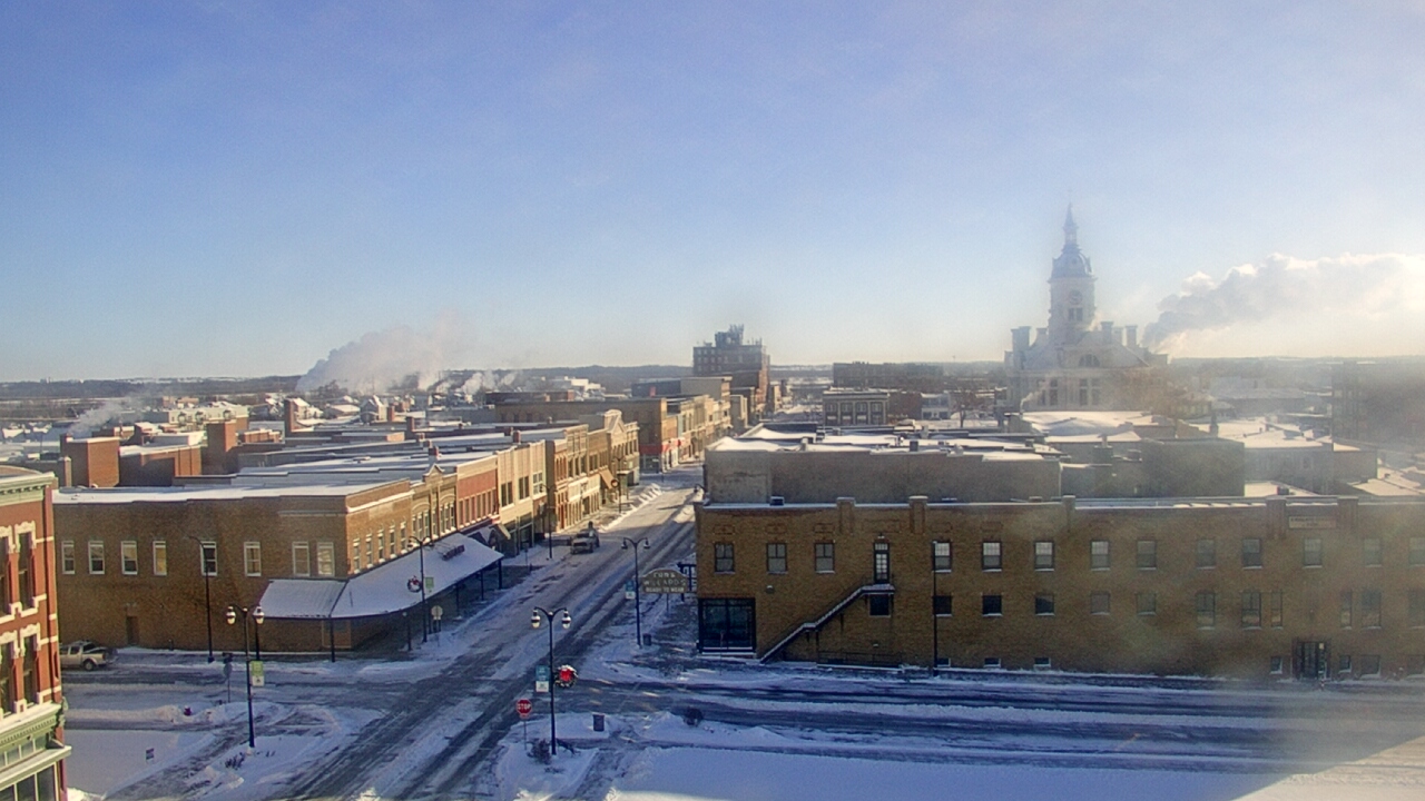 Thumbnail for current weather camera view from Westown Senior Apartments in Marshalltown, Iowa