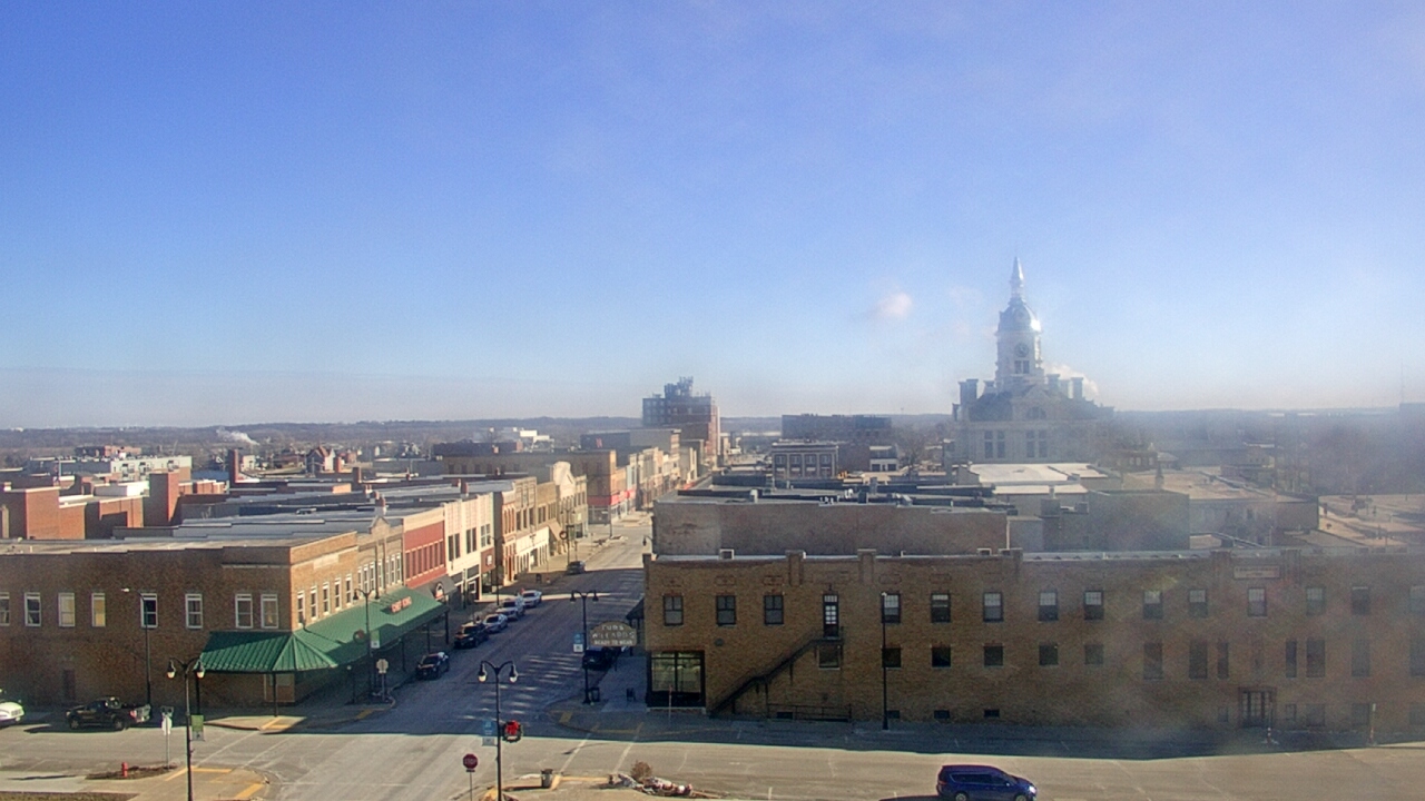 Thumbnail for current weather camera view from Westown Senior Apartments in Marshalltown, Iowa