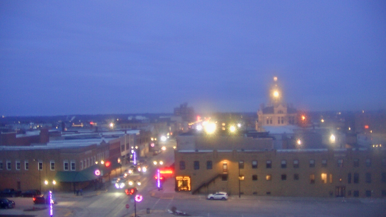 Thumbnail for current weather camera view from Westown Senior Apartments in Marshalltown, Iowa