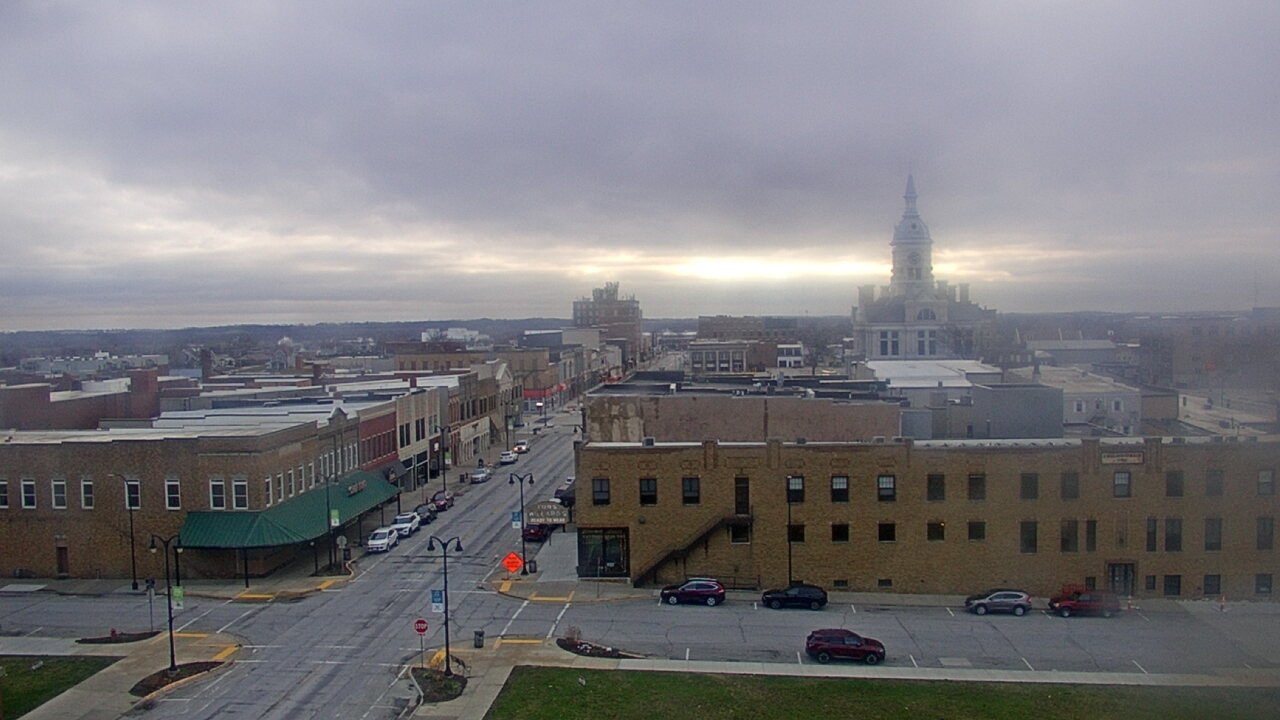 Thumbnail for current weather camera view from Westown Senior Apartments in Marshalltown, Iowa