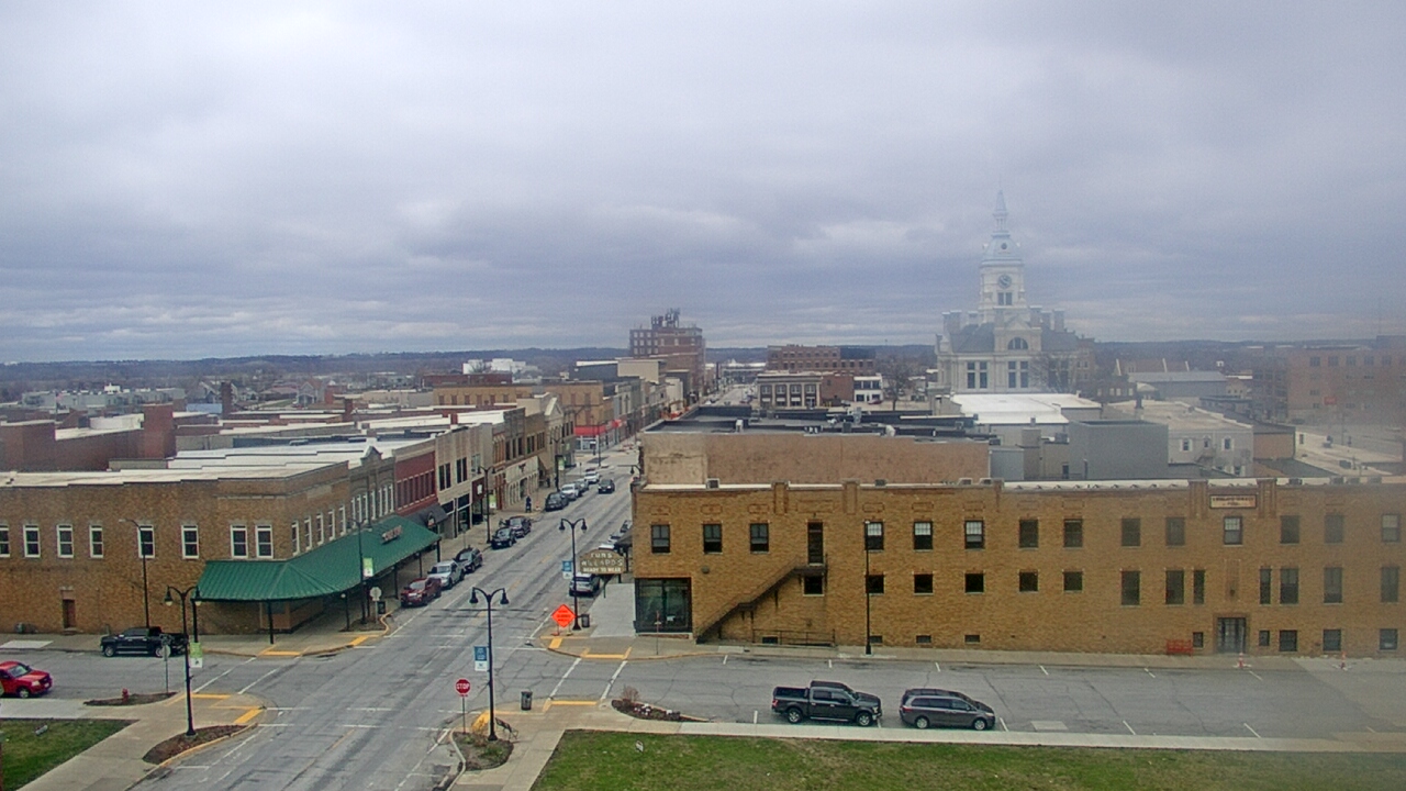 Thumbnail for current weather camera view from Westown Senior Apartments in Marshalltown, Iowa