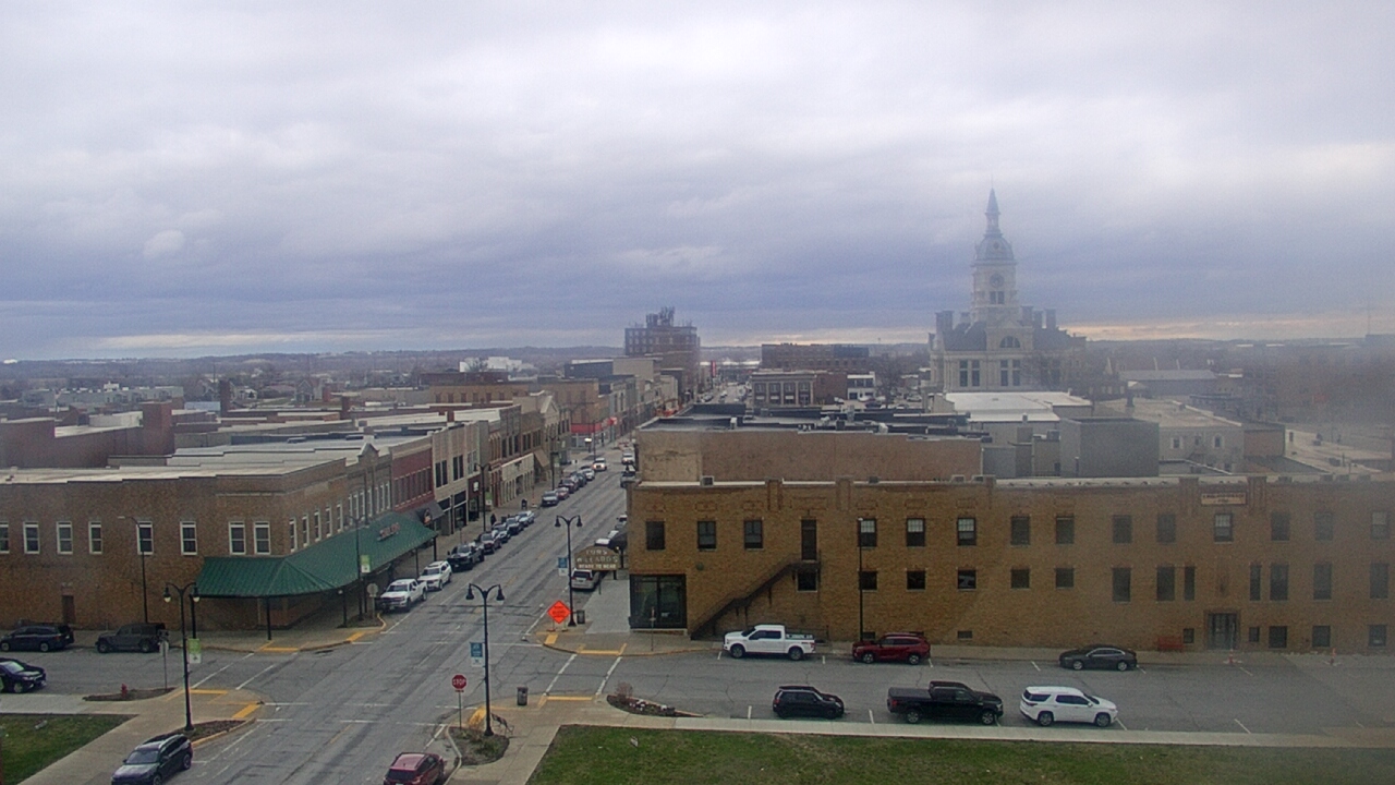 Thumbnail for current weather camera view from Westown Senior Apartments in Marshalltown, Iowa