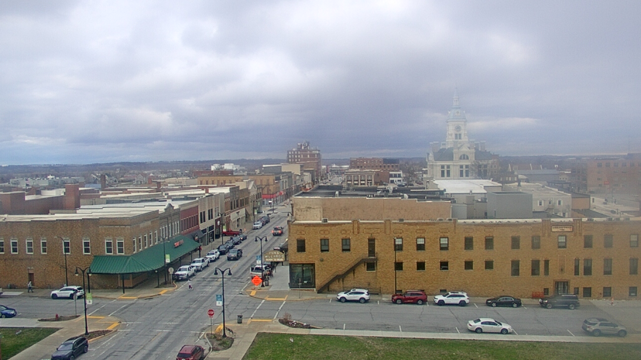 Thumbnail for current weather camera view from Westown Senior Apartments in Marshalltown, Iowa