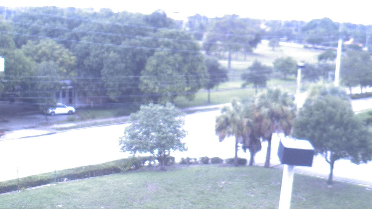 Thumbnail for current weather camera view from Conniston Community MS in West Palm Beach, Florida