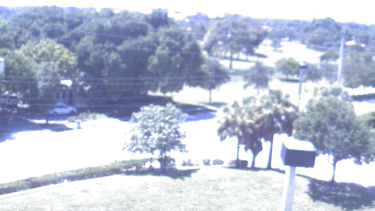 Thumbnail for current weather camera view from Conniston Community MS in West Palm Beach, Florida