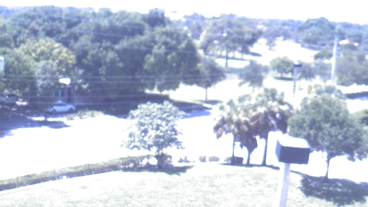 Thumbnail for current weather camera view from Conniston Community MS in West Palm Beach, Florida