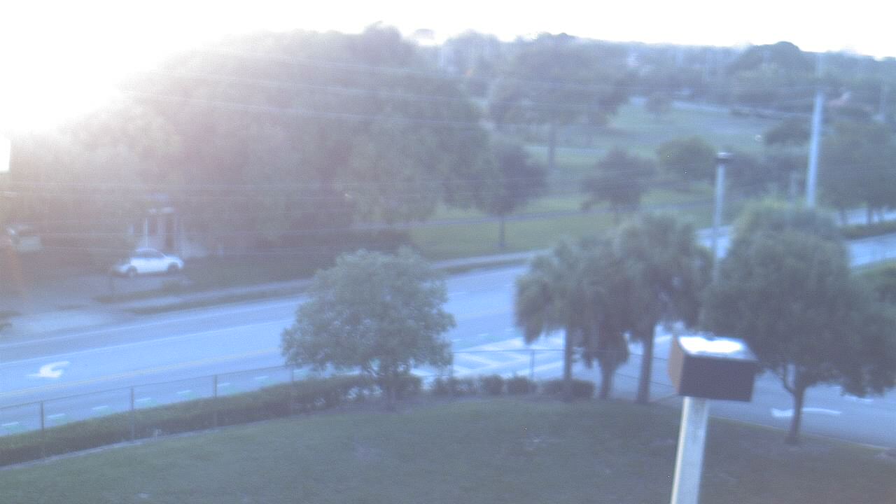Thumbnail for current weather camera view from Conniston Community MS in West Palm Beach, Florida