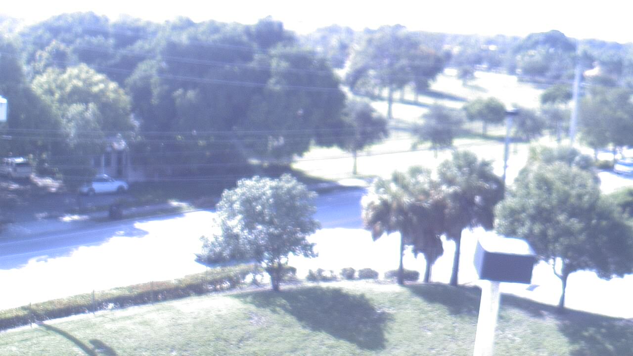 Thumbnail for current weather camera view from Conniston Community MS in West Palm Beach, Florida