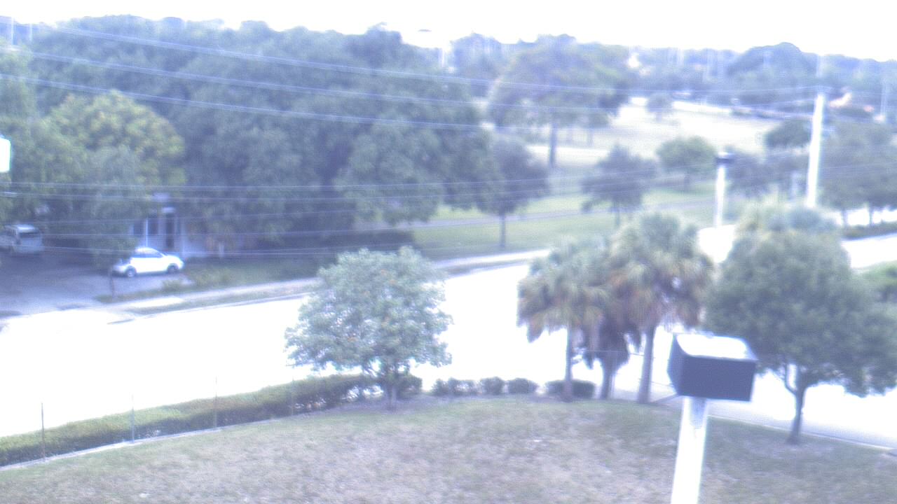 Thumbnail for current weather camera view from Conniston Community MS in West Palm Beach, Florida