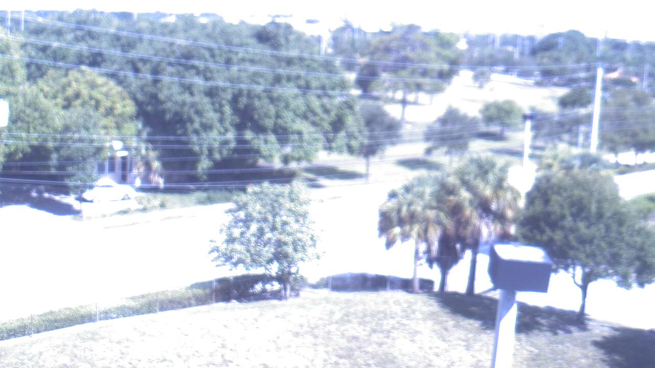 Thumbnail for current weather camera view from Conniston Community MS in West Palm Beach, Florida